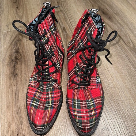 Sold - Picture 6 of 7